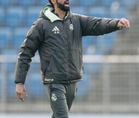 皇马才踢一场就开始物色新帅，阿韦洛亚忠心耿耿明知背锅仍坚持带队