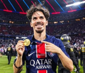 星空前线：维蒂尼亚斩获葡萄牙年度最佳，星空下闪耀的法甲中场之星