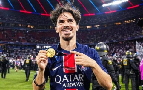 星空前线：维蒂尼亚斩获葡萄牙年度最佳，星空下闪耀的法甲中场之星