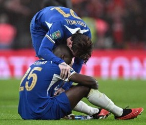 1.3亿太疯狂！帕尔默铁心投曼联，B费时代真要落幕？