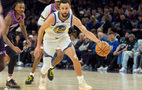 库里复出延后格林抓马 勇士本赛季已无药可救？