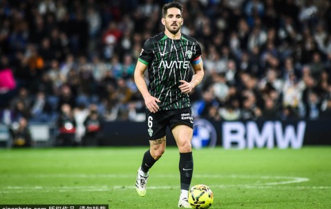 巴尔韦德本赛季联赛表现解析：追平个人西甲单赛季最佳纪录，助力皇马争冠