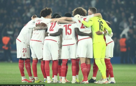 巴黎圣日耳曼，欧冠抽签之前：巴塞罗那还是切尔西？