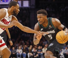 爱德华兹26+5戈贝尔13+17 鲍威尔21分森林狼大胜热火