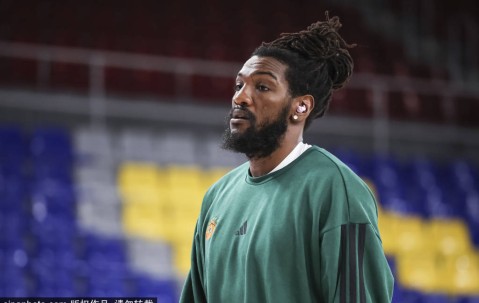 拉波尔塔眼部异常引关注，巴萨主席马德里之行引猜测