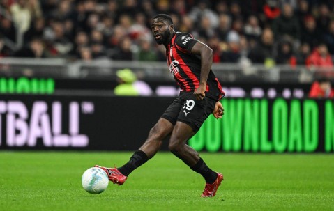 扫地出门！AC米兰批准，4500万废柴转投英超！追逐西甲银靴