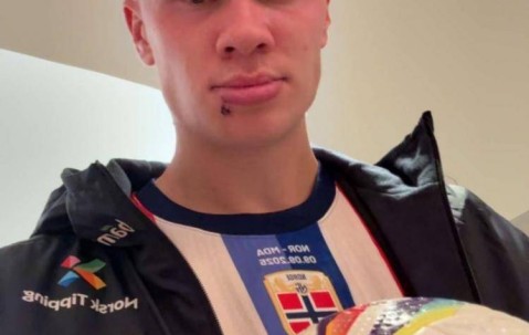 2170万英镑！曼联果断调整阵容，欧冠夺冠热门预测引期待