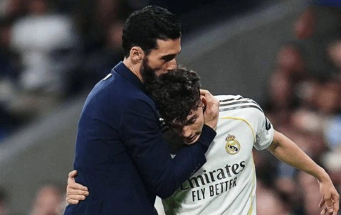 省下1个亿！皇马18岁小孩哥只用了三个月，打败曼城中场，球迷：夏窗不用买巨星了，皇马赌对了