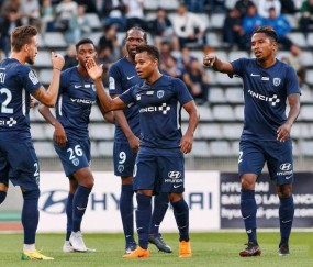 法甲焦点战:巴黎 FC 主场卡位谋攀升,南特客场保级寻生机?