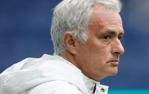 2-1！穆帅有望逆袭：本菲卡不败差榜首7分，下轮赢波尔图或能争冠