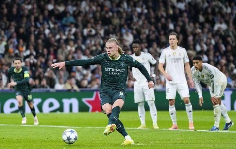 欧冠综述：曼城2-1逆转皇马 阿森纳6战全胜领跑 穆帅斩落意甲冠军