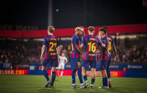 凌晨1点30巴萨迎西甲首演：新10号+新门将亮相！剑指4连杀